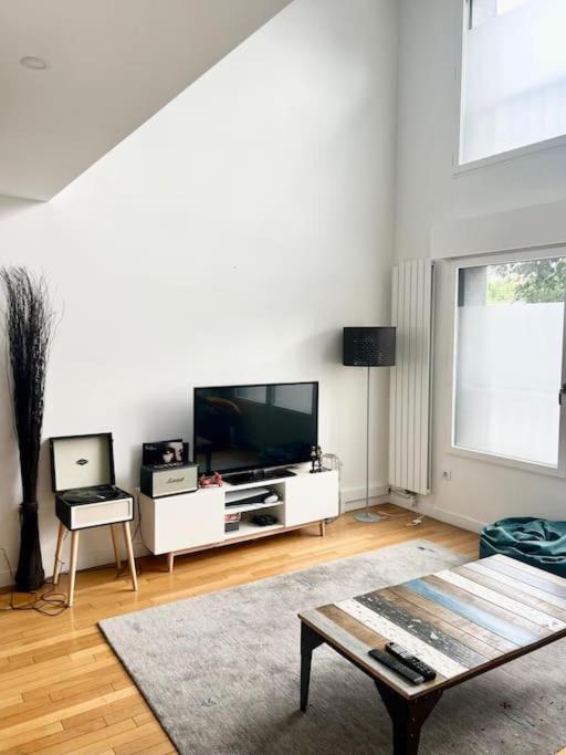 Duplex, 10 Min Champs Elysee 布洛涅-比扬古 外观 照片